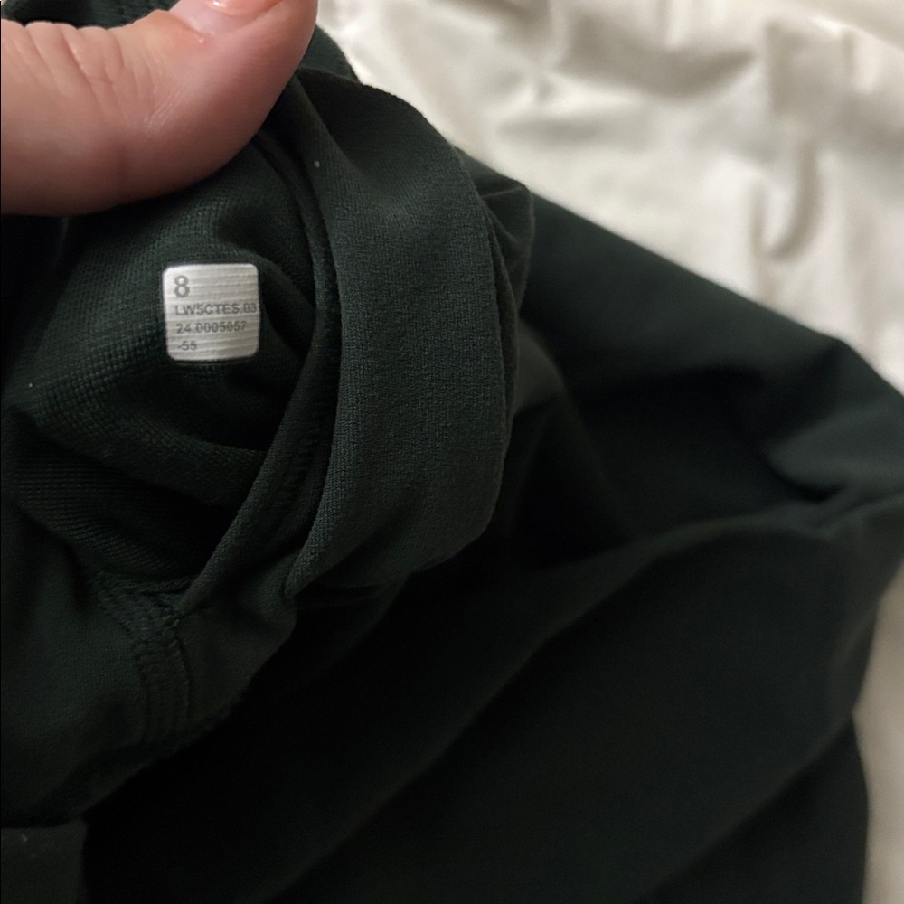 lululemon athletica rainforest green align 28” - Picture 7 of 8